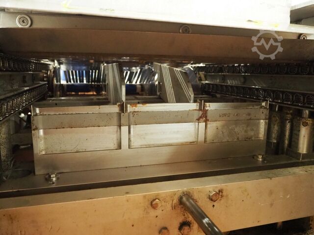 Thermoformer mit Etikettierer Multivac R 530