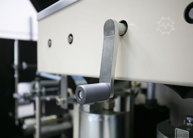 Machine for painting / impregnating boards Ceetec