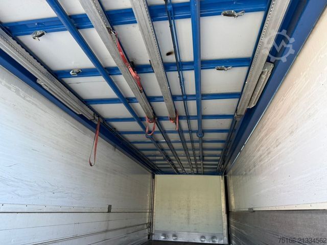 Beverage truck MERCEDES-BENZ ACTROS 2535 L Getränkekoffer 7,55 m LBW 2 T*LENK