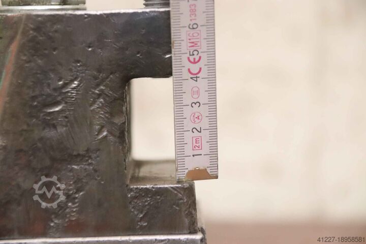 Supportschlitten unbekannt 370/180/H170 mm