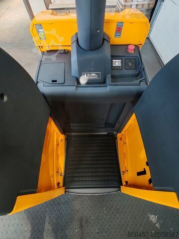 Elektrische Niederhubwagen Jungheinrich ERE 225 2t/ batt2022