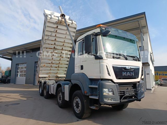 Tipper truck MAN TGS 41.480 / 8x6 / Manual / full Steel / Mulde