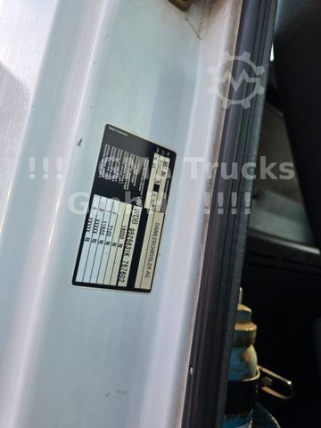 Tipper truck MERCEDES-BENZ Atego 1828 / 4X4 ALLRAD / Meiller / 18m Kran