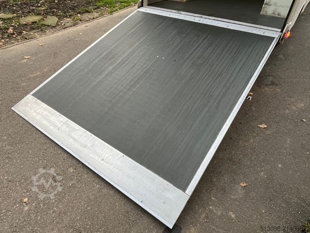 Box van VOLKSWAGEN CRAFTER 2.0TDI XXXL KOFFER RAMPE KAMERA 177 PS