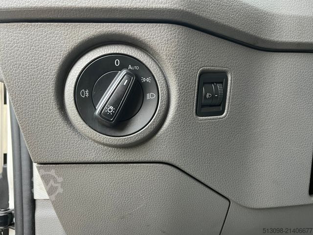 Box van VOLKSWAGEN CRAFTER 2.0TDI XXXL KOFFER RAMPE KAMERA 177 PS