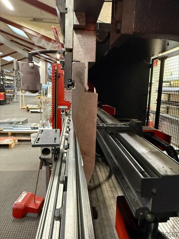Abkantpresse Amada HFP 100-3