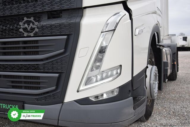 Standard tractor unit VOLVO FH 500 Globetrotter XL Varios