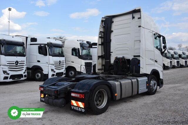Standard tractor unit VOLVO FH 500 Globetrotter XL Varios