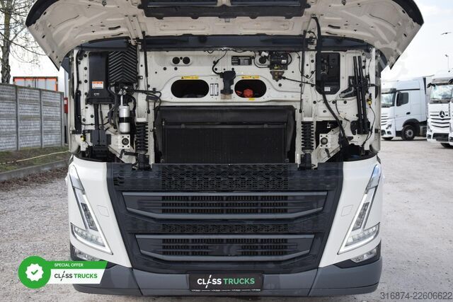 Standard tractor unit VOLVO FH 500 Globetrotter XL Varios