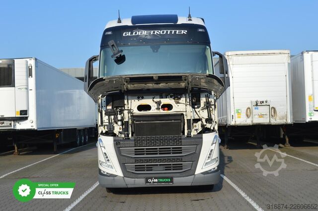 Standard tractor unit VOLVO FH 500 Globetrotter XL Varios