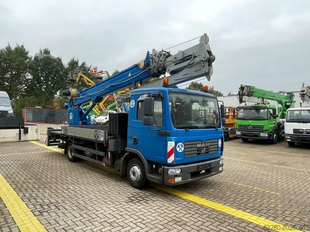 All terrain crane Böcker AK 32/1500