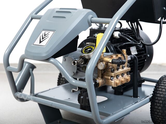 Kärcher HD 9/50-4 CAGE Hochdruckreiniger Kärcher HD 9/50 -4 CAGE - 500bar - 900l/h - 15kW