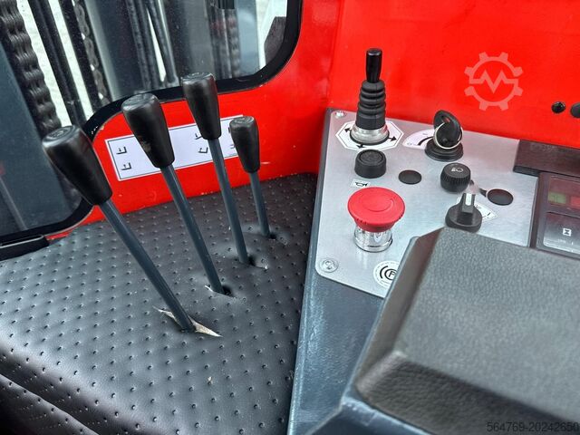 4-way forklift truck Combilift C4500 / LPG / 4500 kg/ Triplex 9300 mm