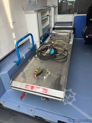 Rettungswagen Renault Trafic **BELGIAN ORIGINE-AIRCO**