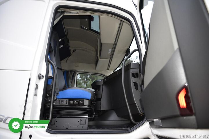 Standard SZM VOLVO FH 460 Globetrotter XL Varios i-Save