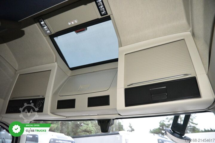 Standard SZM VOLVO FH 460 Globetrotter XL Varios i-Save