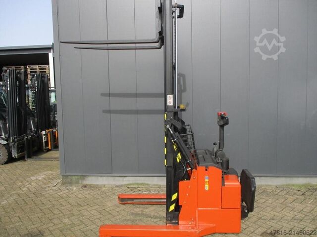 Hochhubwagen TOYOTA RWE120