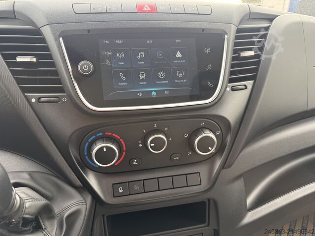 Transporter Fahrgestell Iveco daily 35-160