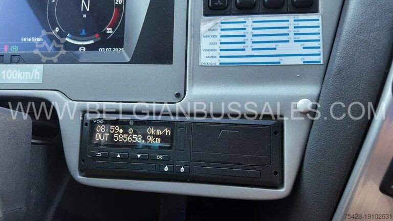 Reisebus Irizar I6 12.35 / Lift