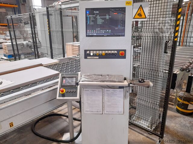 Panel Stacking and Offloading BIESSE WINNER W2