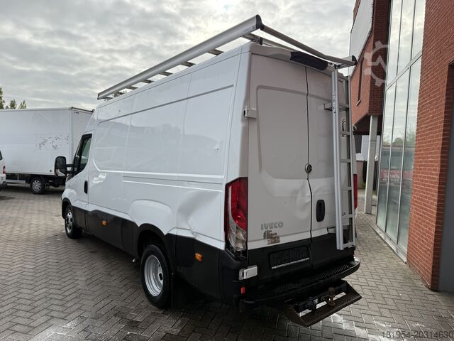 Van with high roof Iveco daily 40C15 L2H2 Airco