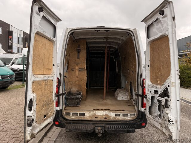 Long box truck Renault master 2.3dci 145pk L3H2 RWD