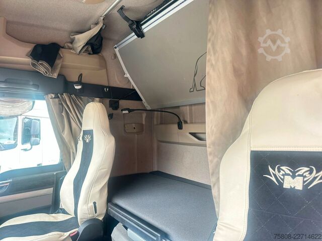 Swap body truck MAN TGX 26.470 6x2 BDF XLX Intarder ACC LGS NAVI