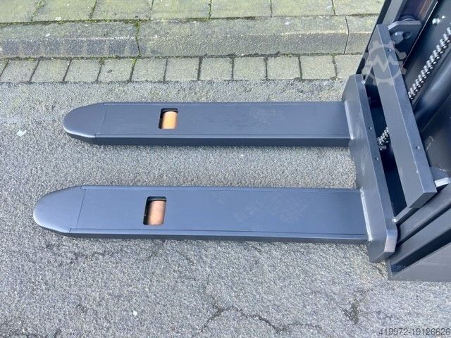 Pedestrian Stacker Noblelift PS E12B 2900