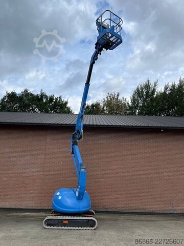 Used articulated boom lift Maeda HF070R2 MAEDA HF070R2