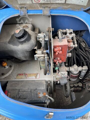 Used articulated boom lift Maeda HF070R2 MAEDA HF070R2