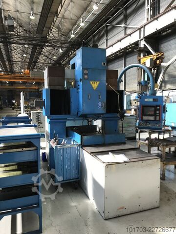 CNC-gesteuerte vertikale Koordinatenbohrmaschine WMW MIKROMAT BKoZ 900x1400/5NC