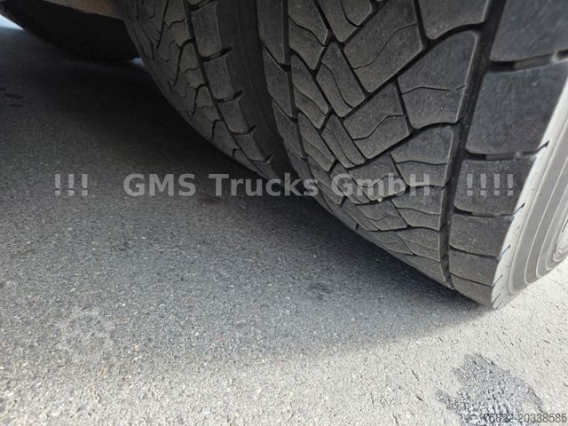 Flatbed truck MAN TGX 26.440 / 18m HMF 2120 Kran / 100% Service