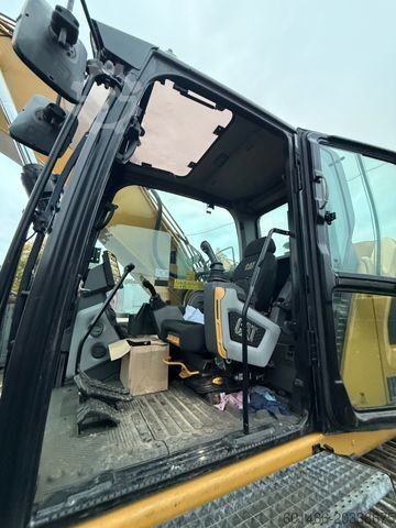 Kettenbagger CATERPILLAR 330