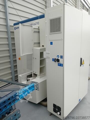 Vertikales Holzbearbeitungszentrum SCM morbidelli cx210