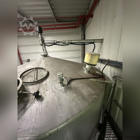 25000 Liter temperierbare Lagertanks aus V4A mit vollverschweißtem Isomantel Behälterbau Bader GmbH 9862