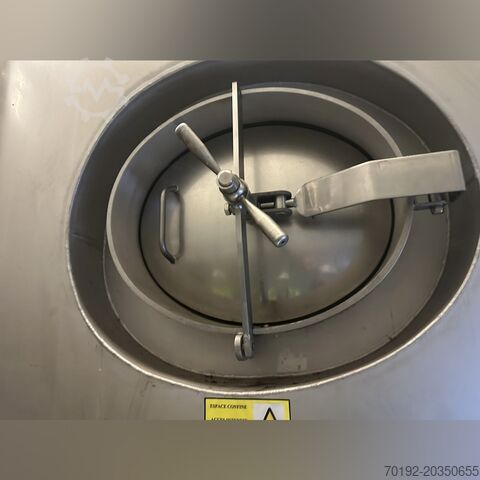 25000 Liter temperierbare Lagertanks aus V4A mit vollverschweißtem Isomantel Behälterbau Bader GmbH 9862