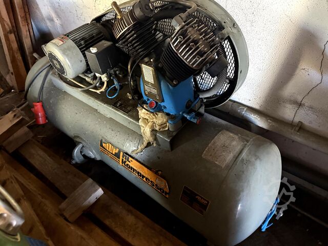 Maschinenzubehör Machine Accesories