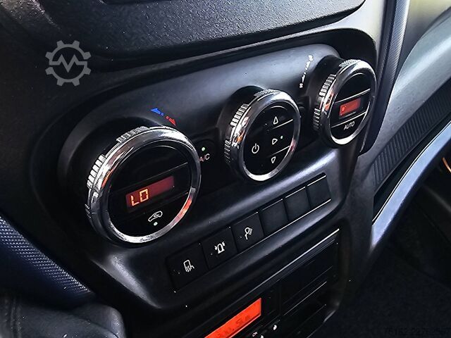 High-roof van IVECO DAILY 35C16 DL AUT. L2H2