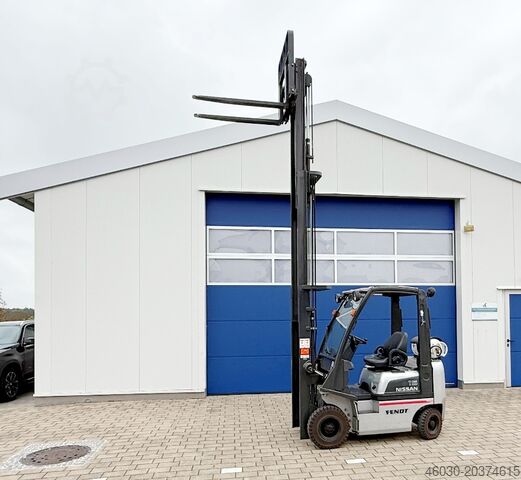 Frontgabelstapler Nissan PD011A15PQ / 1,5 Tonnen
