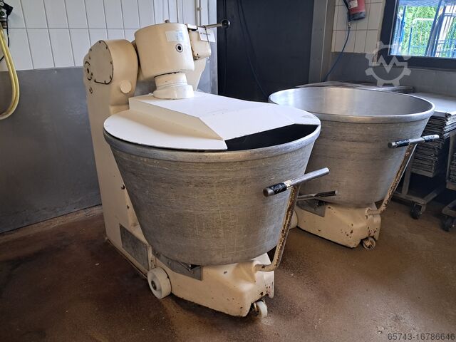 Spiral mixer + 2 removable bowls Erka 