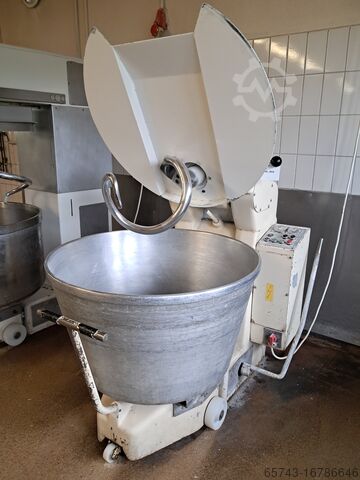 Spiral mixer + 2 removable bowls Erka