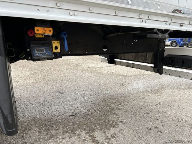 Koffer Schmitz Cargobull SCB S3B / Box Trailer / 2x Liftaxle / APK TUV 0...