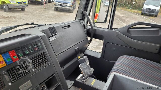 Fire engine Iveco 190E34W Feuerwehr