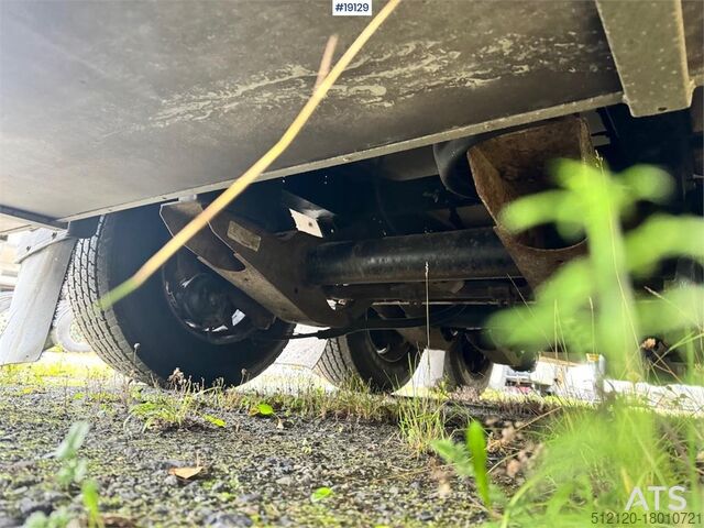 Kühl-/Tiefkühltransport Krone Thermotrall w/ Meat Hanger.