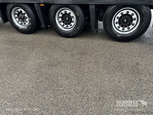 Auflieger mit Pritsche & Plane Schmitz Cargobull Semitrailer Curtainsider Mega