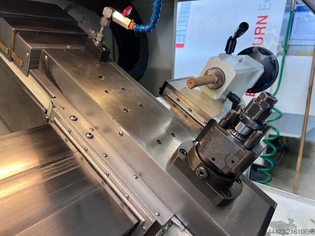 Drehmaschine - zyklengesteuert GDW 300 CS