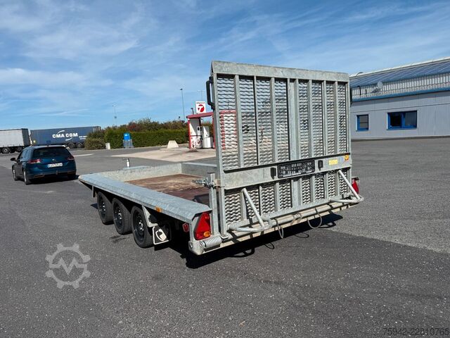 Open trailer HAPERT INDIGO mit Auffahrrampe 3-Achs