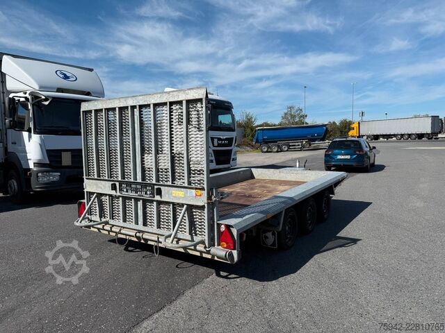 Open trailer HAPERT INDIGO mit Auffahrrampe 3-Achs