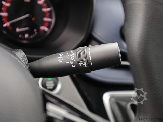 Minibus Maxus DELIVER 9