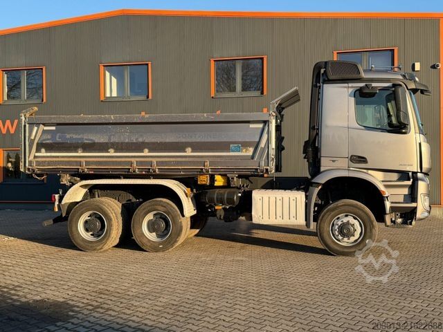 Kipper LKW MERCEDES-BENZ AROCS 3345 6x6 Euro 6 Kipper mit Bordmatik